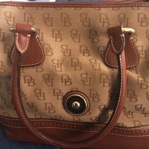 Dooney & Bourke Handbag, used in great shape